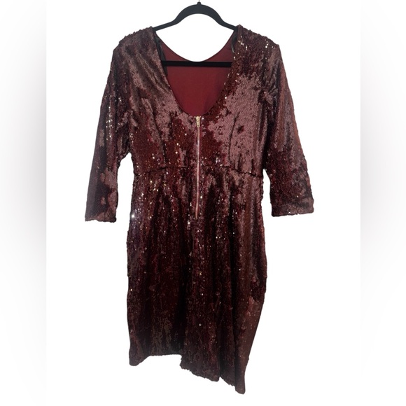 Little Mistress Dark Plum/Burgundy Sequin Long-Sleeve Wrap Dress NWT - Picture 5 of 12